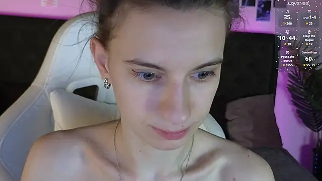 kaleriyaa  online show from 01/13/26, 01:22