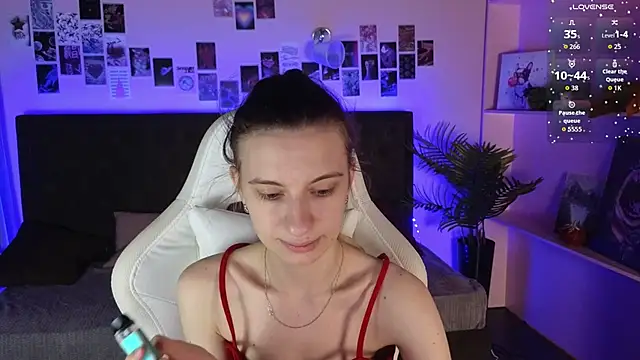 kaleriyaa  online show from 02/13/26, 01:45