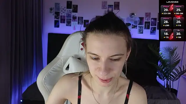 kaleriyaa  online show from 02/20/26, 01:24