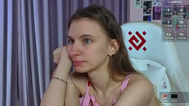 kaleriyaa  online show from 03/30/26, 01:28