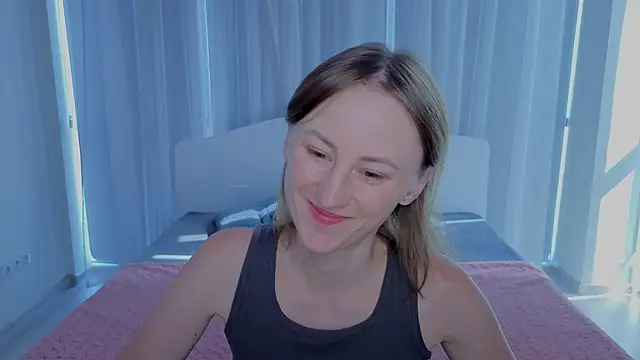 LuluChiiii online show from 09/22/25, 09:55