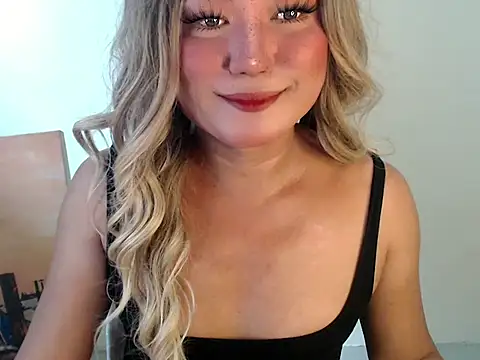 Snapshot of itsmecarla chatting on 09/13/25, 07:30 itsmecarla online show from 09/13/25, 07:30