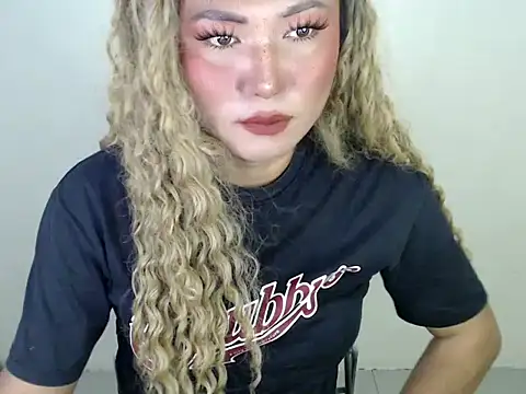 Snapshot of itsmecarla chatting on 09/17/25, 09:44 itsmecarla online show from 09/17/25, 09:44