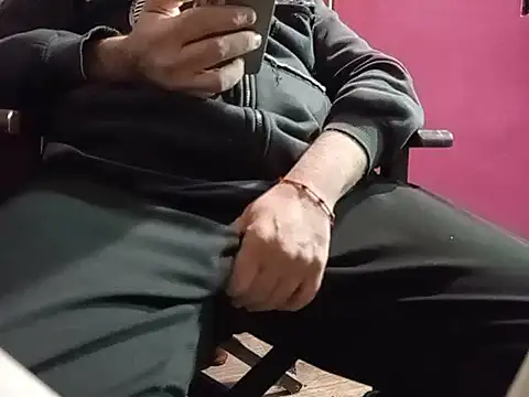 BabyBearMilk online show from 04/10/26, 01:22