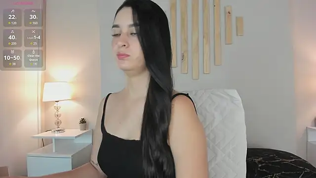 natachadiaz  online show from 11/19/25, 11:32