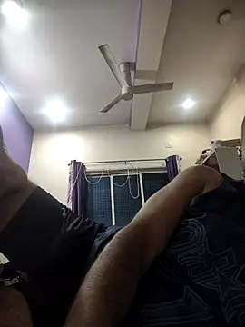 thelastsaintt online show from 11/04/25, 07:57