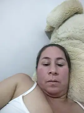 Nala1986 online show from 11/08/25, 02:01