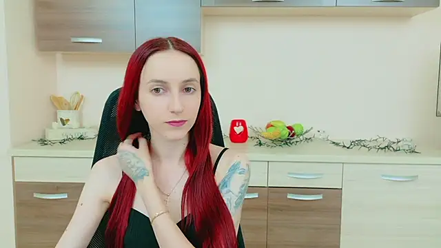 Julia Jae online show from 03/12/26, 07:14