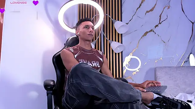 JulienSaint online show from 02/23/26, 09:28