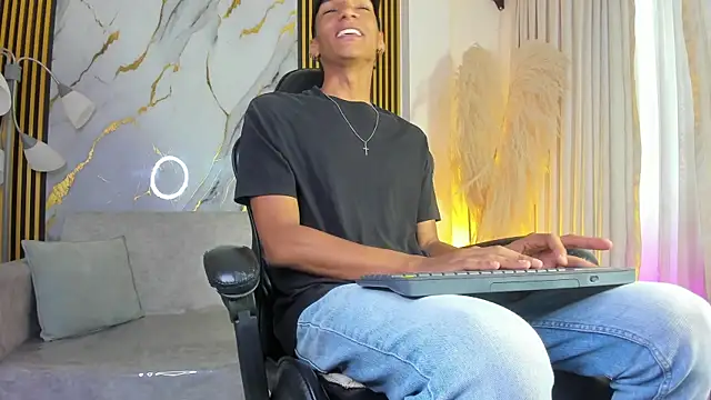 JulienSaint online show from 03/23/26, 12:20