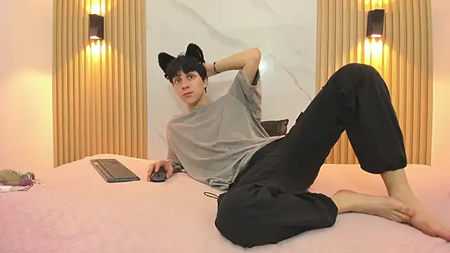 IM DAREN online show from 11/21/25, 03:16