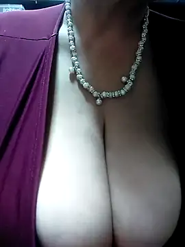 Troiavaca online show from 10/18/25, 02:47