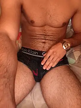 Snapshot of samio37 chatting on 12/05/25, 05:53 samio37 online show from 12/05/25, 05:53