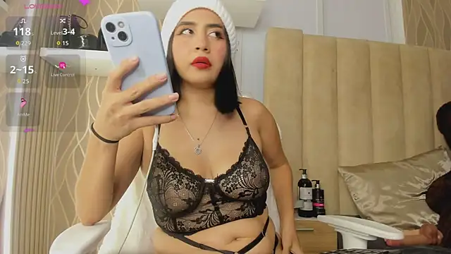 Melani Rosse online show from 10/11/25, 03:17