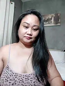 Snapshot of jengrey chatting on 02/21/26, 01:23 jengrey online show from 02/21/26, 01:23