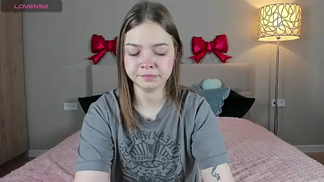 patriciapink online show from 03/04/26, 05:35