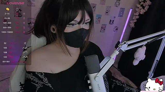 -Nanamin- online show from 05/27/26, 09:45