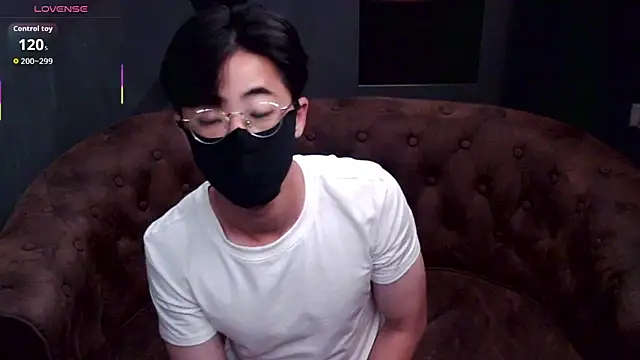 asiantwinkz online show from 05/01/26, 02:10