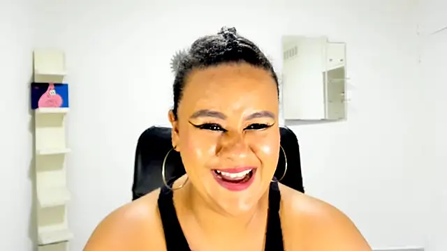 Snapshot of brent_rossy chatting on 10/05/25, 03:49 brent rossy online show from 10/05/25, 03:49