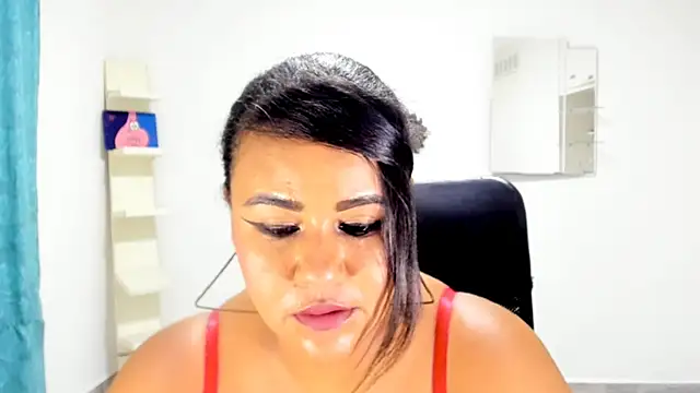 Snapshot of brent_rossy chatting on 10/20/25, 02:45 brent rossy online show from 10/20/25, 02:45