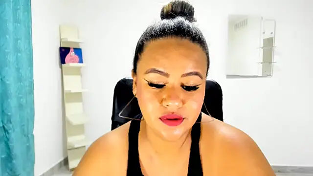 Snapshot of brent_rossy chatting on 10/25/25, 10:56 brent rossy online show from 10/25/25, 10:56