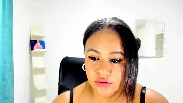 Snapshot of brent_rossy chatting on 11/22/25, 01:43 brent rossy online show from 11/22/25, 01:43