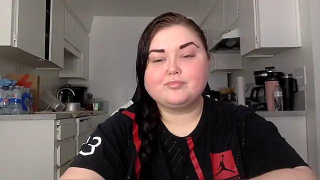 JJbaby1 online show from 11/13/25, 05:34