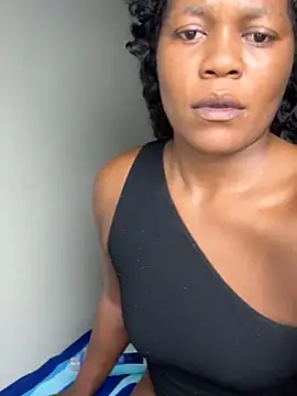 Kikie23 online show from 04/06/26, 01:25