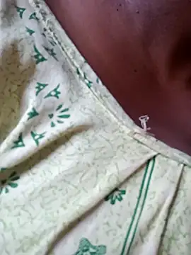 Hotty-rosni online show from 11/20/25, 03:18