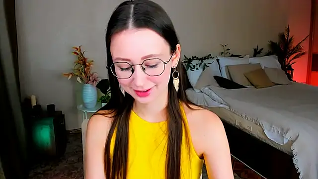 Snapshot of YourLovellyStory chatting on 12/02/25, 11:26 YourLovellyStory online show from 12/02/25, 11:26