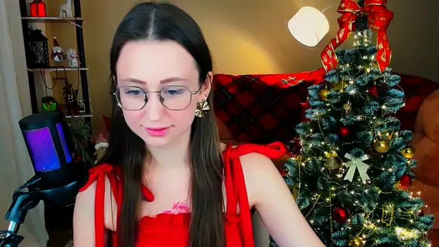 YourLovellyStory online show from 12/22/25, 04:26