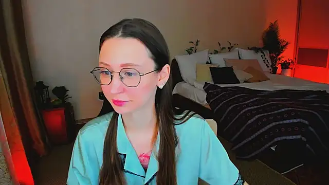 YourLovellyStory online show from 02/09/26, 11:36