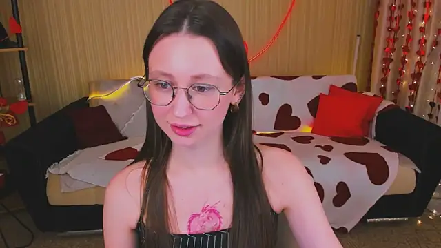 YourLovellyStory online show from 02/25/26, 02:27