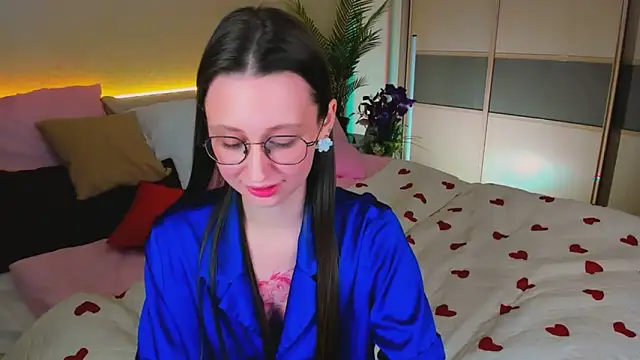 YourLovellyStory online show from 03/11/26, 11:27