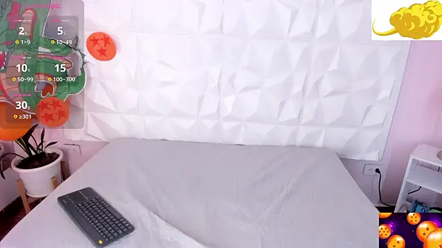 HannahToons online show from 10/31/25, 03:07