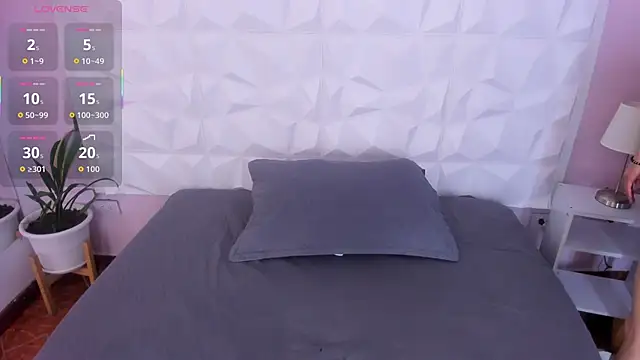 HannahToons online show from 01/16/26, 04:05