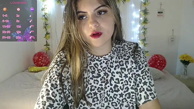 Snapshot of Alisson_5_ chatting on 09/20/25, 09:43 Alisson 5 online show from 09/20/25, 09:43