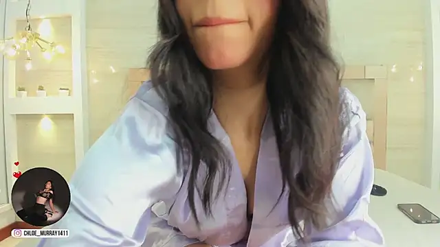 Snapshot of chloe_murray chatting on 02/22/26, 11:42 chloe murray online show from 02/22/26, 11:42