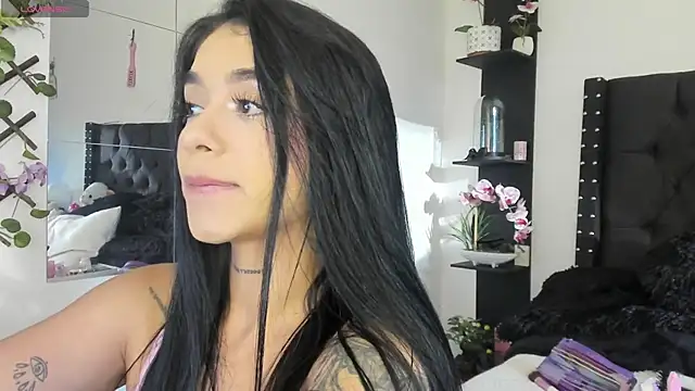 sara ramirez01 online show from 03/19/26, 10:36