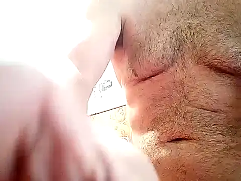 Snapshot of vasgabri chatting on 11/06/25, 06:14 vasgabri online show from 11/06/25, 06:14