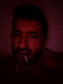 Snapshot of vasgabri chatting on 11/12/25, 10:20 vasgabri online show from 11/12/25, 10:20