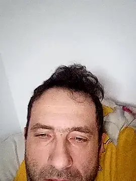 Snapshot of vasgabri chatting on 11/19/25, 05:51 vasgabri online show from 11/19/25, 05:51