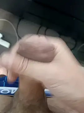 Snapshot of vasgabri chatting on 12/01/25, 08:36 vasgabri online show from 12/01/25, 08:36