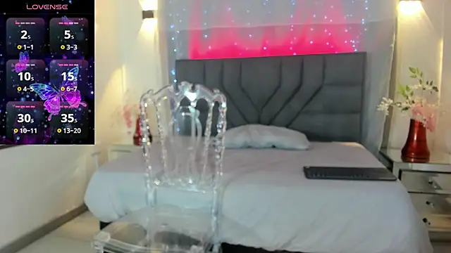 Snapshot of Lia_Arellano chatting on 11/18/25, 07:07 Lia Arellano online show from 11/18/25, 07:07