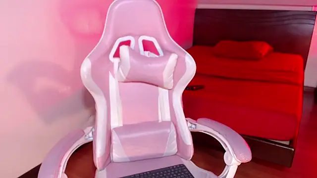 Lia Arellano online show from 02/15/26, 07:10