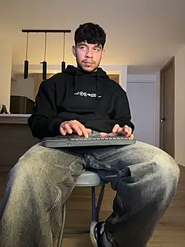 austin spears  online show from 02/11/26, 04:06