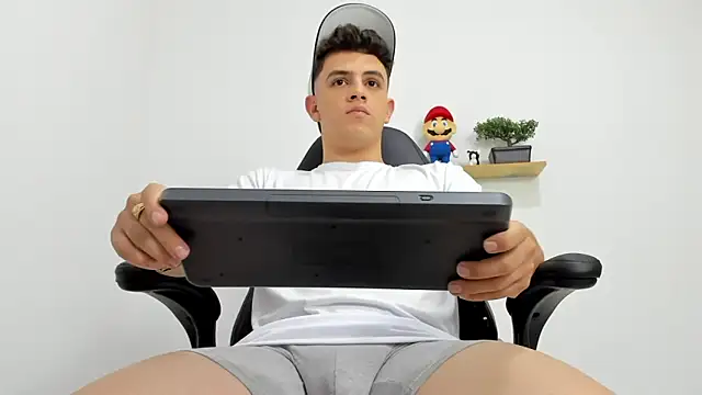 Mikecooper online show from 10/07/25, 12:30