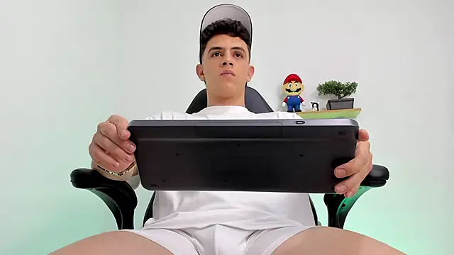 Mikecooper online show from 02/03/26, 02:21