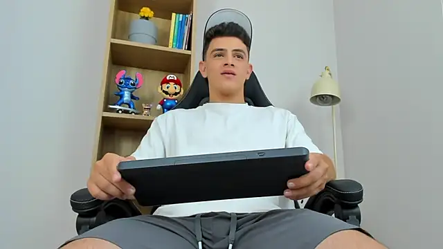 Mikecooper online show from 04/14/26, 12:49