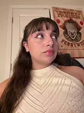 CharmingMaddie online show from 10/10/25, 02:54